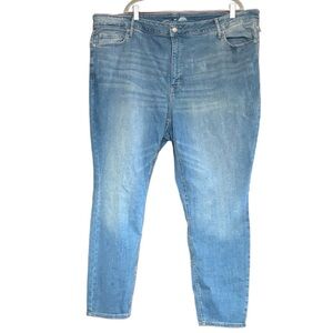 Old Navy NWOT  High Rise Rockstar Super Skinny secret-Slim pockets Jean